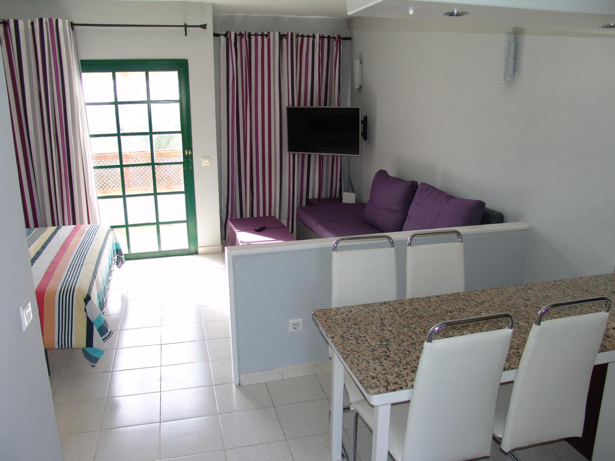 Moderno Apartamento Con Vistas Al Mar Playa Del Aguila  Exterior foto